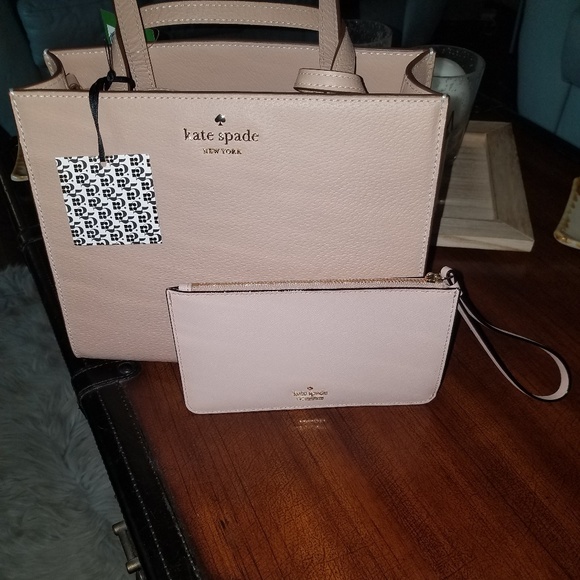 kate spade Handbags - Kate Spade Thompson Street Sam